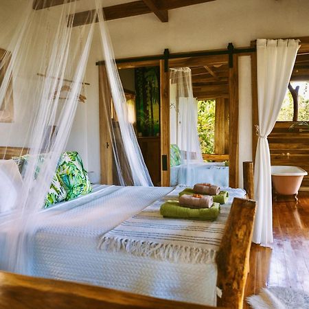 Jungle Spirit Treehouse Villa Cahuita Eksteriør bilde